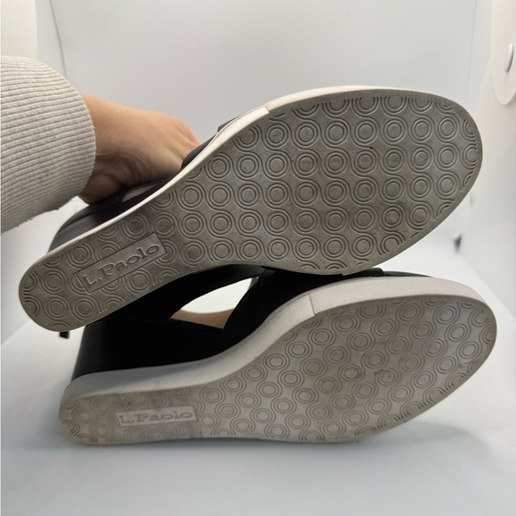 Paolo Linea black  Leather Wedge Sneakers with side cutouts sz 7.5 - Picture 5 of 8